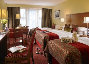 The Rose Hotel