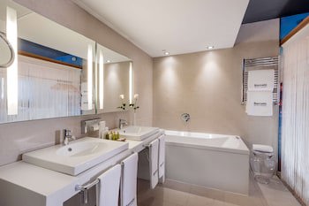 Barcelo Malaga