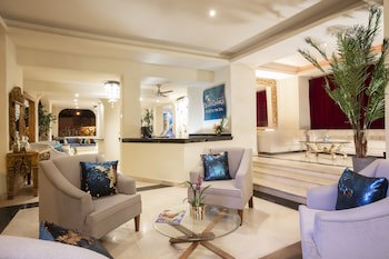 Blue Chairs Resort By The Sea - Adults Only
