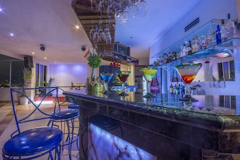 Blue Chairs Resort By The Sea - Adults Only