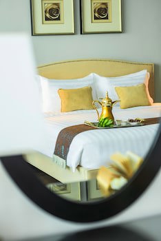 Ezdan Hotel