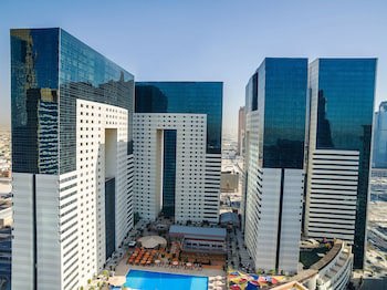 Ezdan Hotel