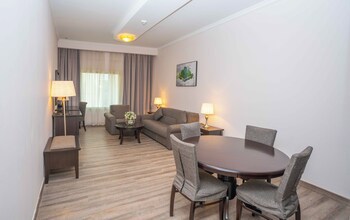 Ezdan Hotel