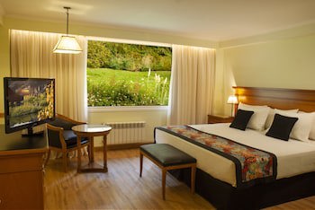 Huinid Bustillo Hotel & Spa