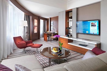 One World Hotel
