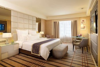 One World Hotel