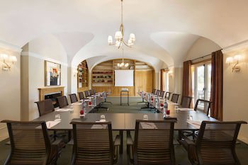 Dolce By Wyndham Camporeal Lisboa