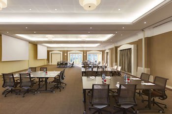 Dolce By Wyndham Camporeal Lisboa