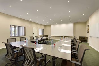 Dolce By Wyndham Camporeal Lisboa