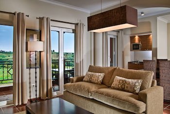 Dolce By Wyndham Camporeal Lisboa
