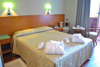 Senbhotel galeri fotoğrafı
