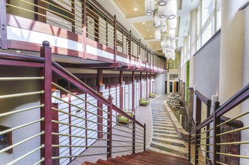 Carlsbad Plaza Medical Spa & Wellness Hotel