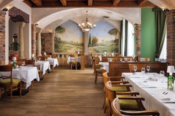 Carlsbad Plaza Medical Spa & Wellness Hotel