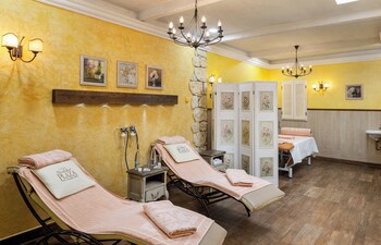 Carlsbad Plaza Medical Spa & Wellness Hotel