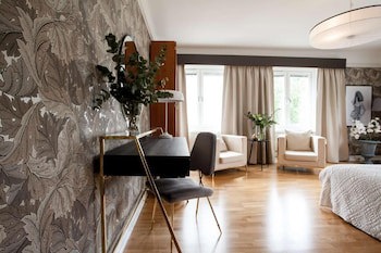 Centric Hotel
