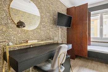 Centric Hotel