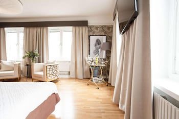 Centric Hotel