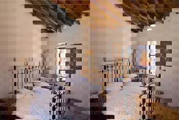 Porfyrios Country House