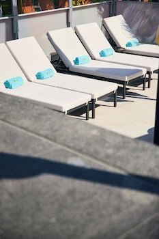 Avalon Hotel