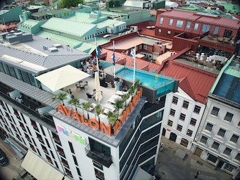 Avalon Hotel