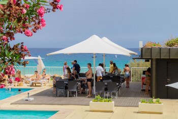Vila Baleira Suites