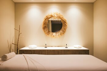 Crowne Plaza Caparica Lisbon, An Ihg Hotel