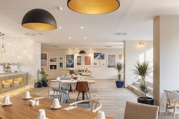 Crowne Plaza Caparica Lisbon, An Ihg Hotel