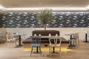 Crowne Plaza Caparica Lisbon, An Ihg Hotel
