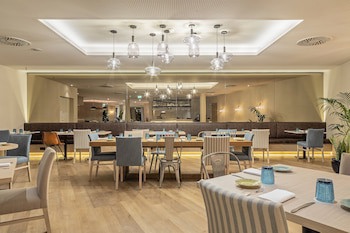 Crowne Plaza Caparica Lisbon, An Ihg Hotel