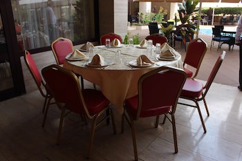 Djeuga Palace