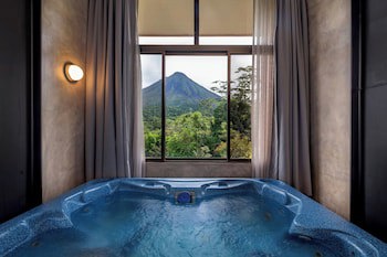 Arenal Kioro Suites & Spa