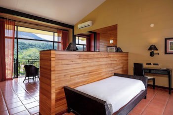 Arenal Kioro Suites & Spa