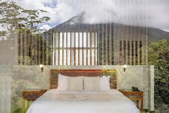 Arenal Kioro Suites & Spa
