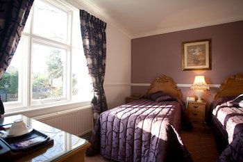 Fines Bayliwick Hotel