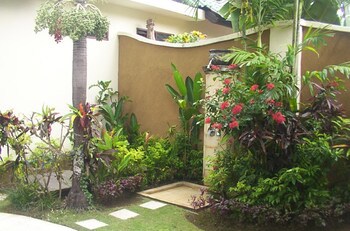 Bali Emerald Villas