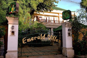 Bali Emerald Villas