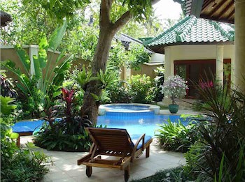Bali Emerald Villas