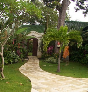 Bali Emerald Villas