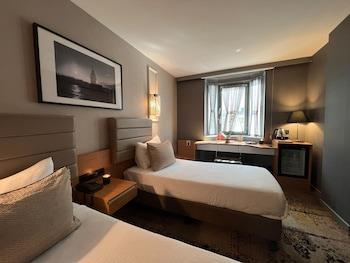 All Seasons Hotel