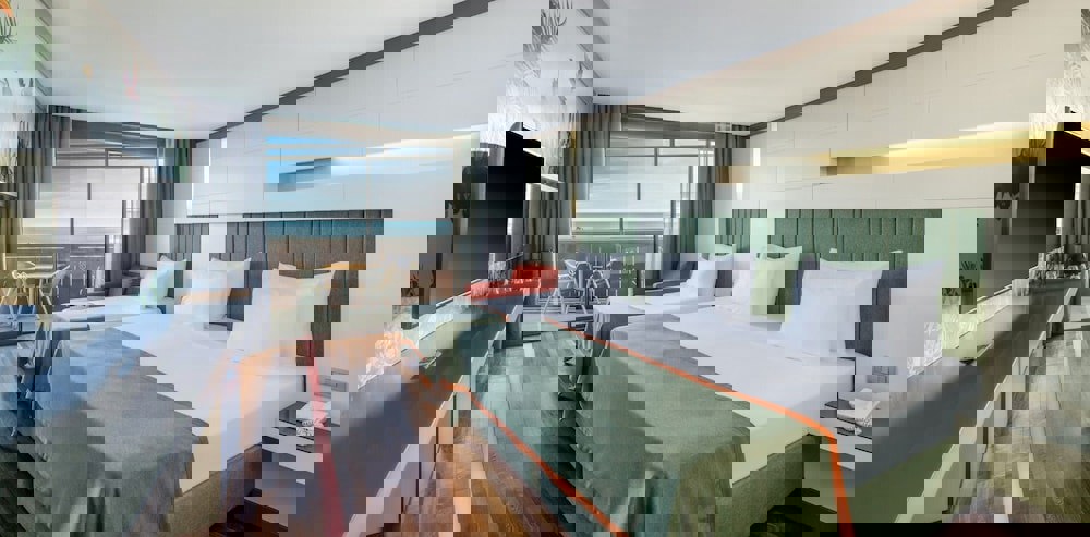 Nirvana Cosmopolitan