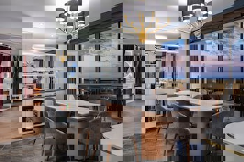 Nirvana Cosmopolitan