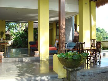 Aniniraka Resort & Spa