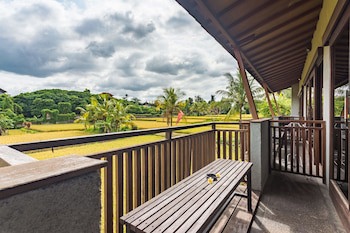 Aniniraka Resort & Spa