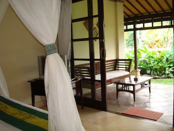 Aniniraka Resort & Spa
