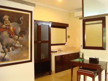 Aniniraka Resort & Spa