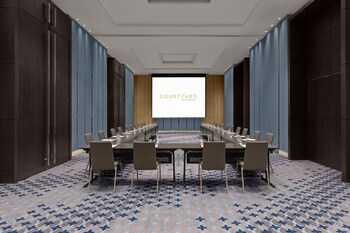Courtyard By Marriott Bangkok