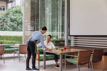 Courtyard By Marriott Bangkok