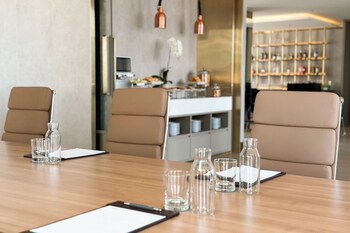 Courtyard By Marriott Bangkok
