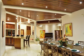 Sheriva Luxury Villas And Suites