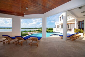 Sheriva Luxury Villas And Suites